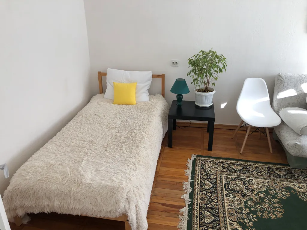 Вот она, двушка - сладкая подушка