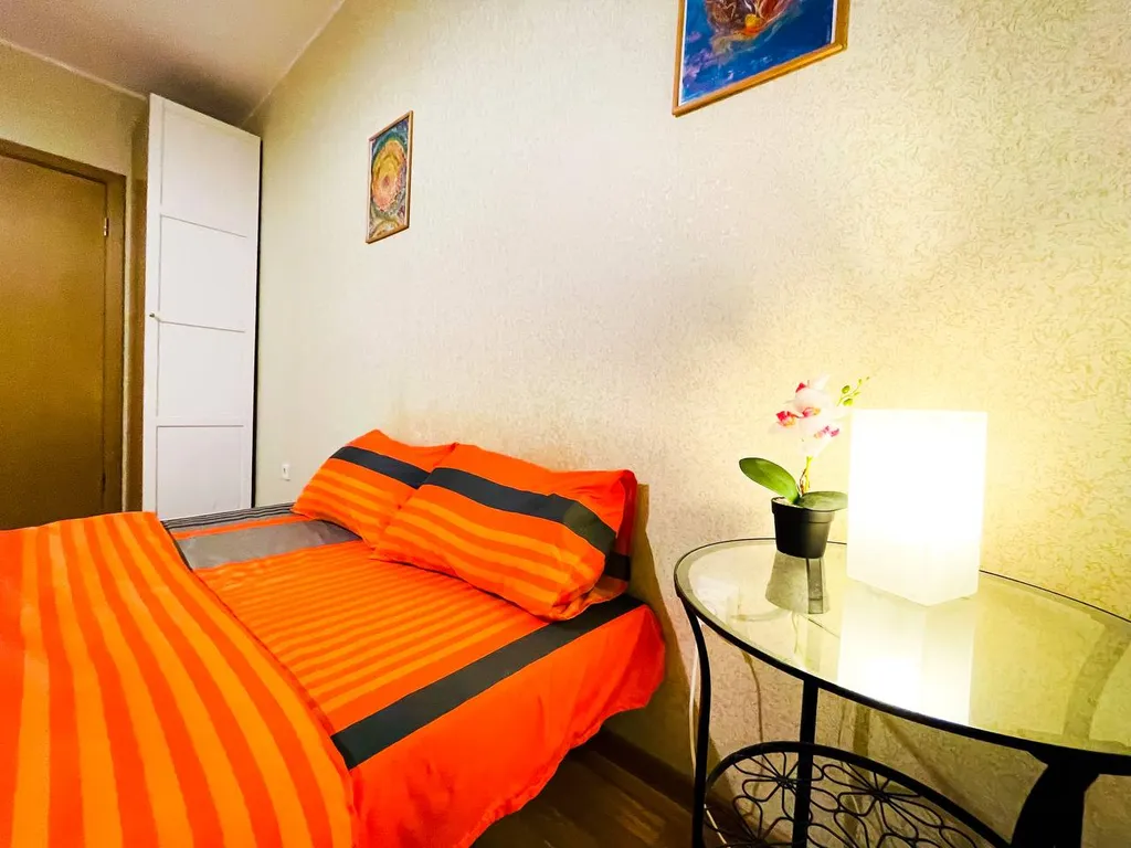 Квартира Красивая студия у метро Девяткино — аренда посуточно в Мурино