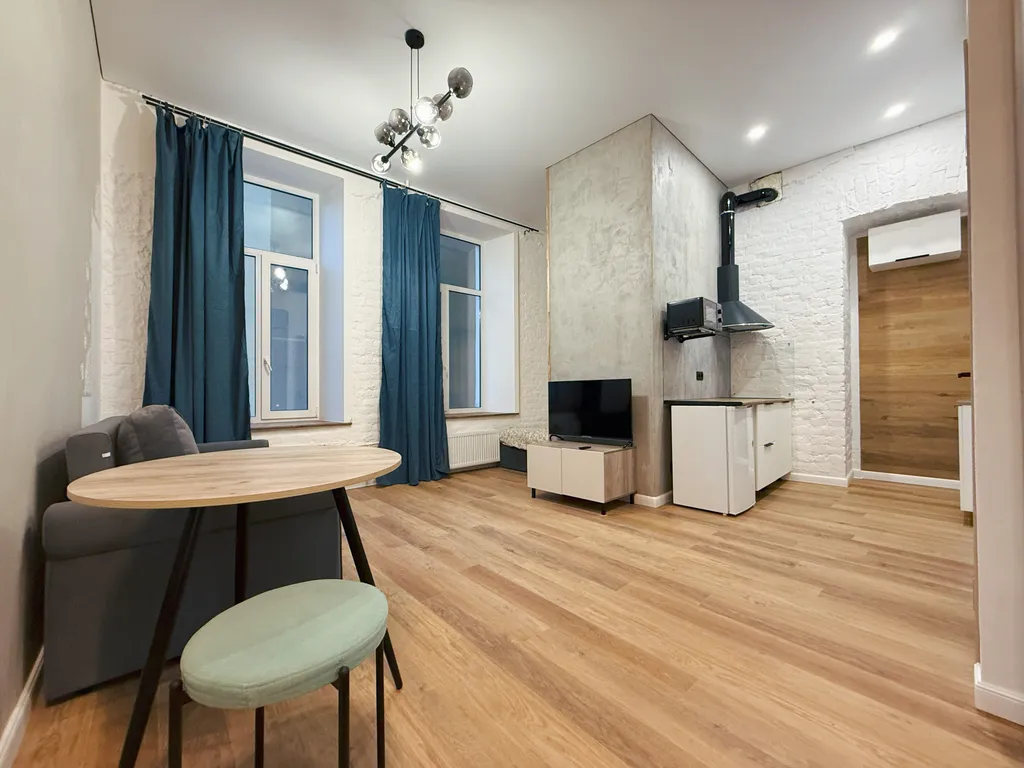 MurApart на Мытнинской улице