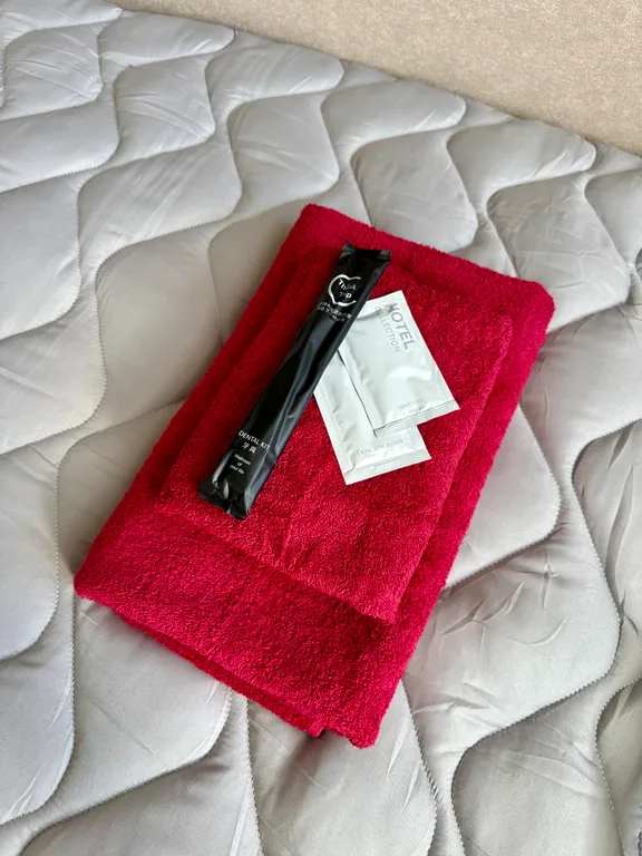 Апартаменты на 12 человек с отдельным входом в центре города и парковк