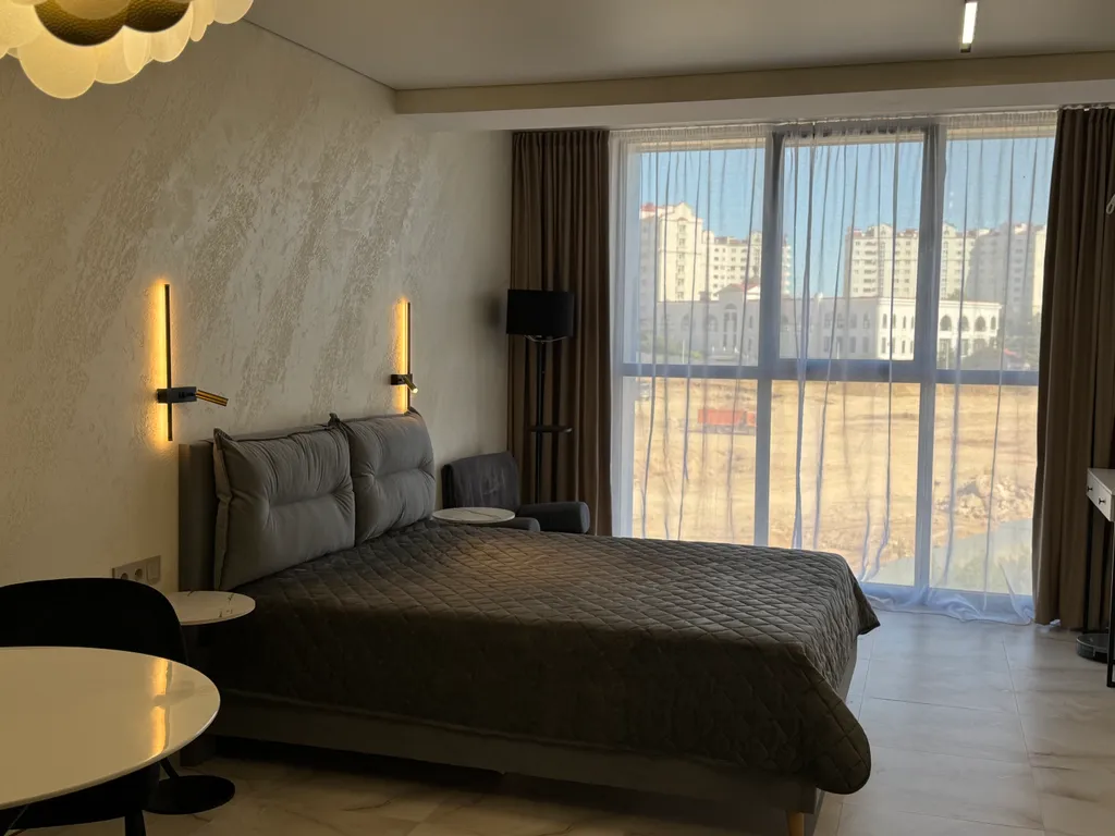 Квартира Новая студия ЖК Аквамарин — аренда посуточно в Севастополь