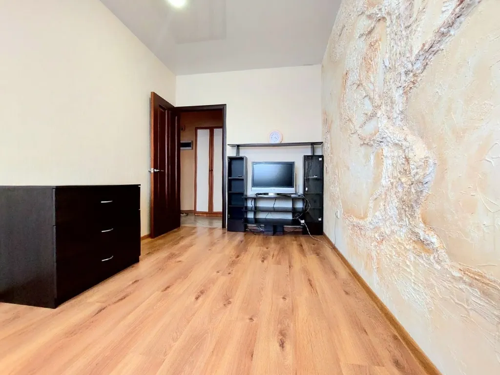 2-х комнатная квартира в тихом районе ЖК 8 Квартал