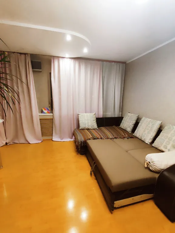 Квартира в центре со стороны моста