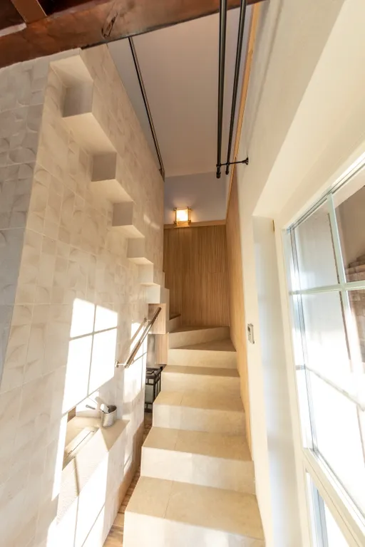 Вилла дзен с ванной спа и террасой с видом на сад