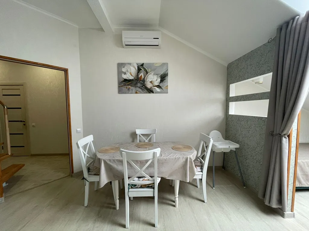 Квартира у моря, самый уютный двор, первая линия — аренда посуточно в Геленджик