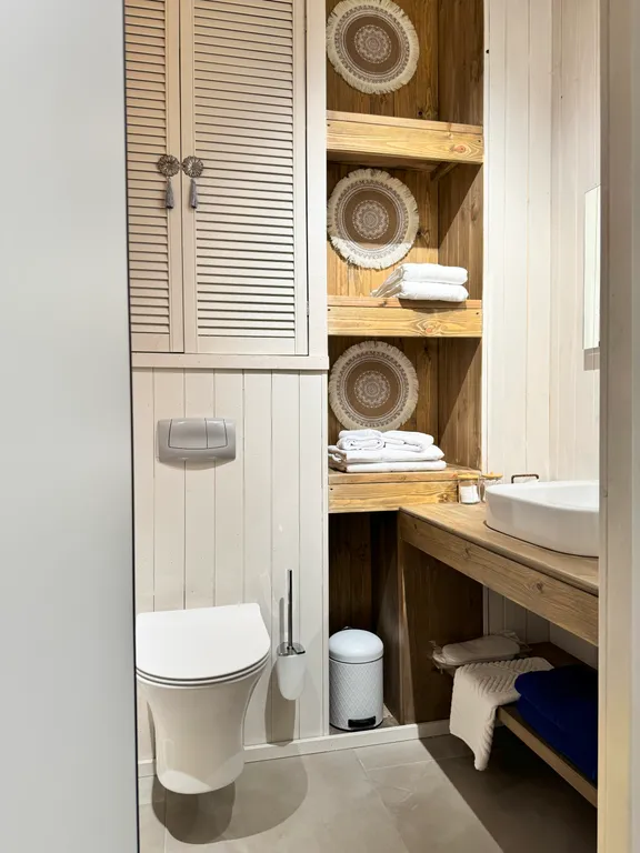 Дом в Абхазии у Черного моря (Специя сердечная)