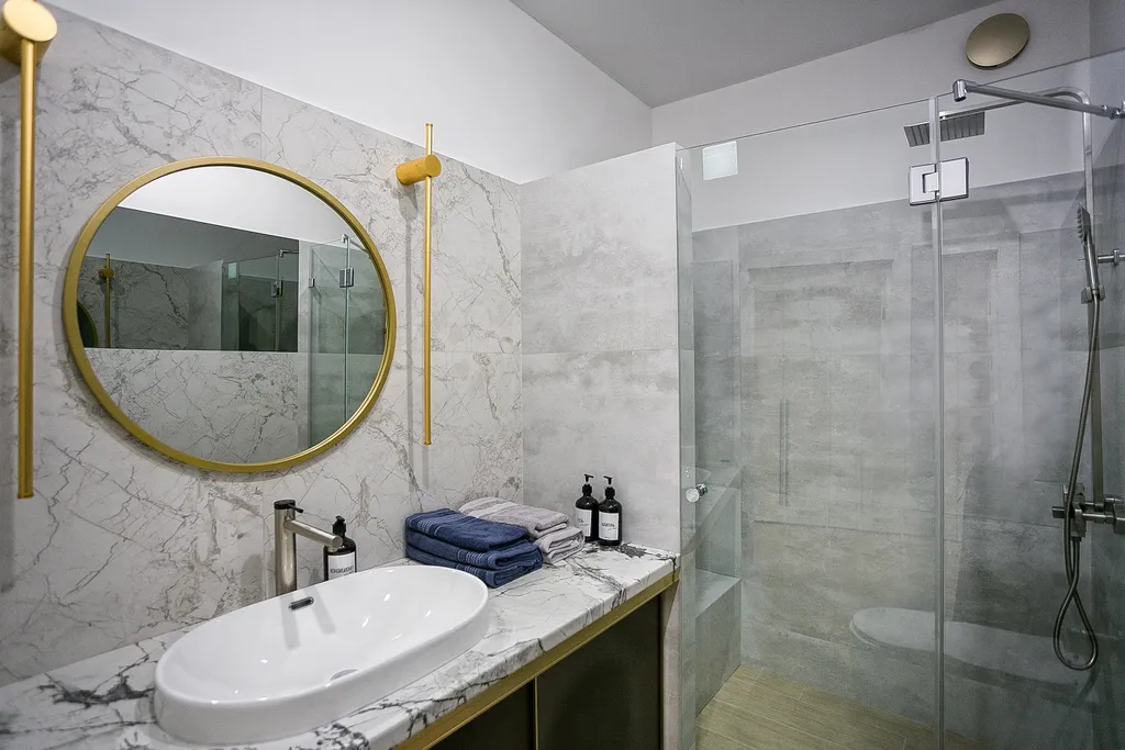 Однушка с террасой на парк возле моря в Скай плаза