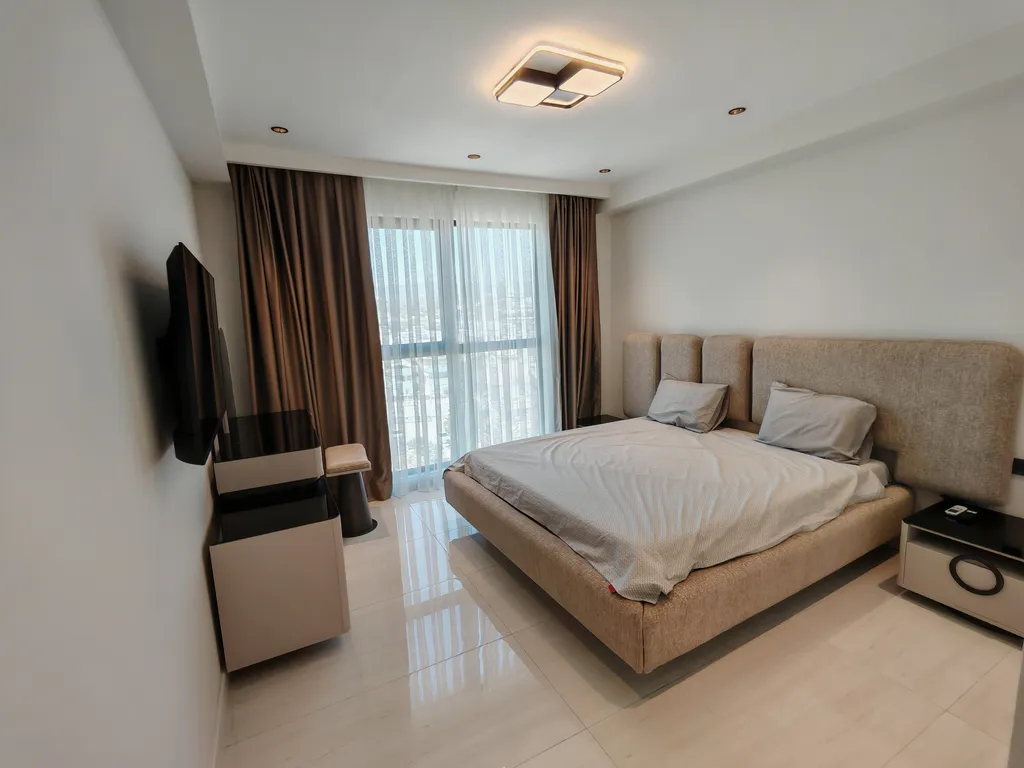 Квартира 2+1 в Azura World c видом на бассейн и аквапарком