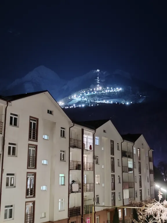 Квартира в центре горнолыжного курорта напротив казино с видом на горы