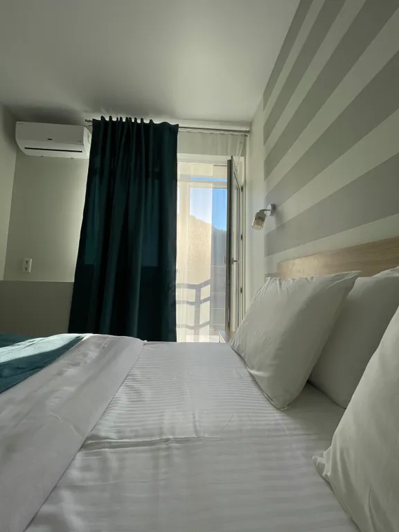 Апартаменты с балконом, отдельной спальней Синие горы напротив Казино