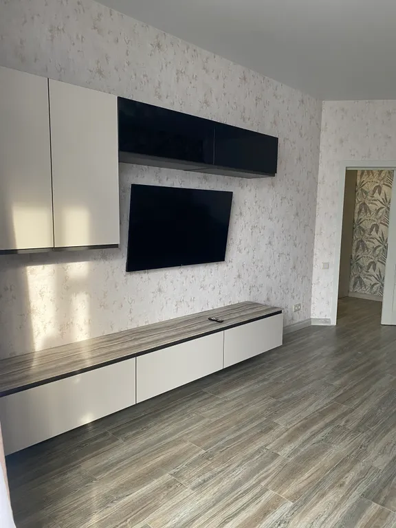 Современная квартира с видом на горы