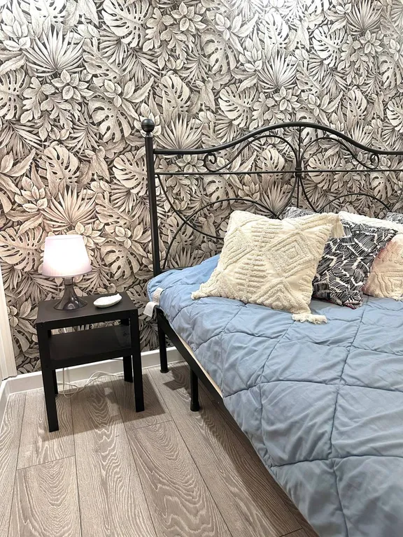 Коттедж Красивый дом с 2 спальнями — Ропша