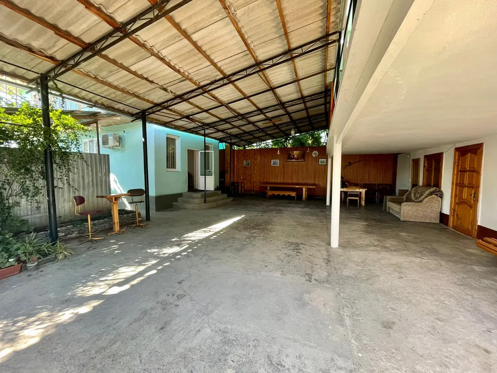 Комната люкс в Абхазии