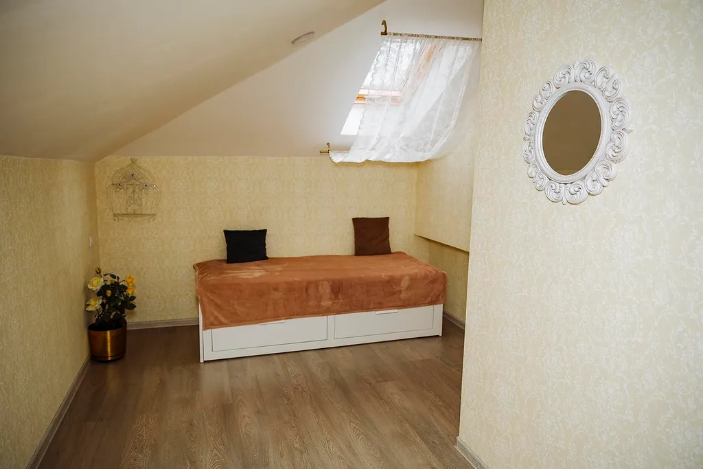 Белоснежная веранда и усадьба