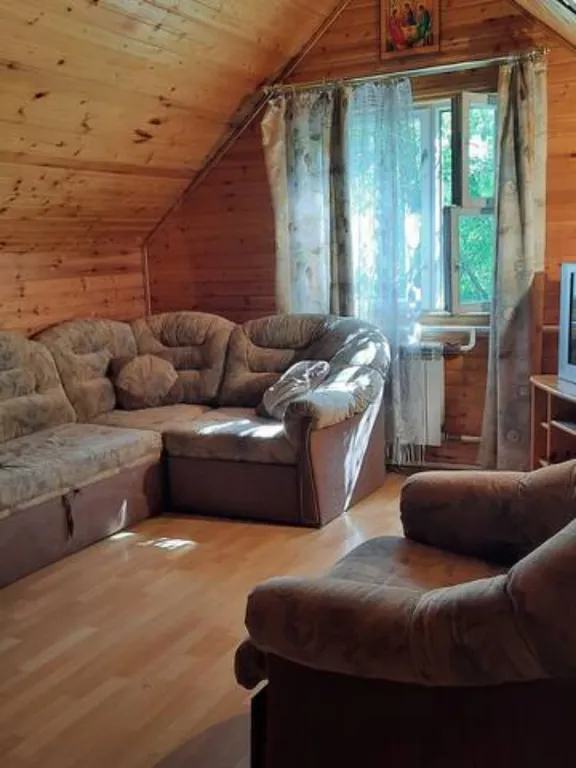 Коттедж Уютный пяти-спальный коттедж — Борзые