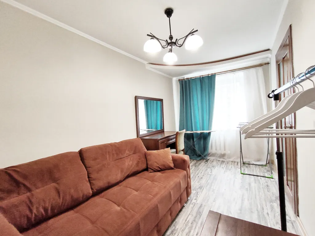 Двушка вблизи КузГТУ в центре