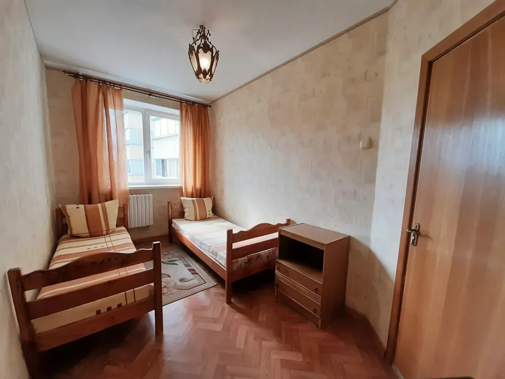 3-комнатная на площади Ленина