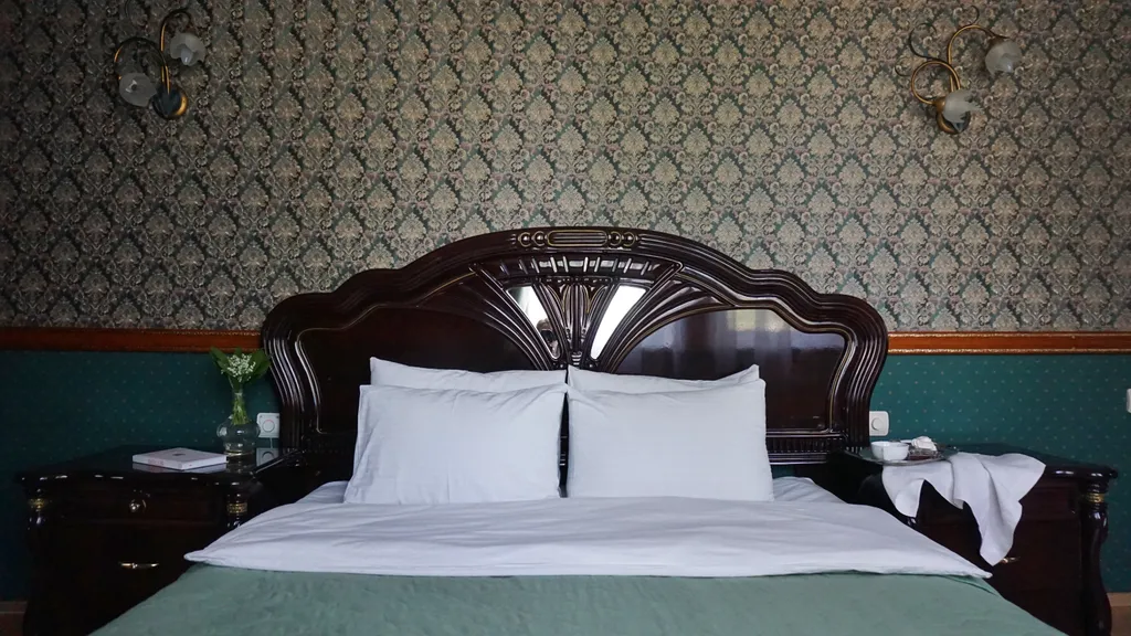 Трешка с изолированными спальнями в центре