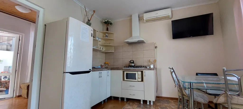 Отдельный этаж, в частном секторе