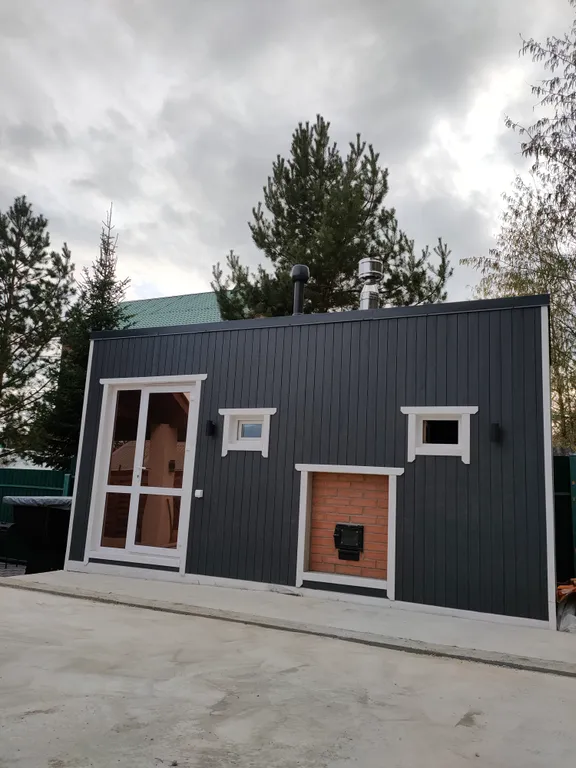 Новый дом в черте города Екатеринбурга