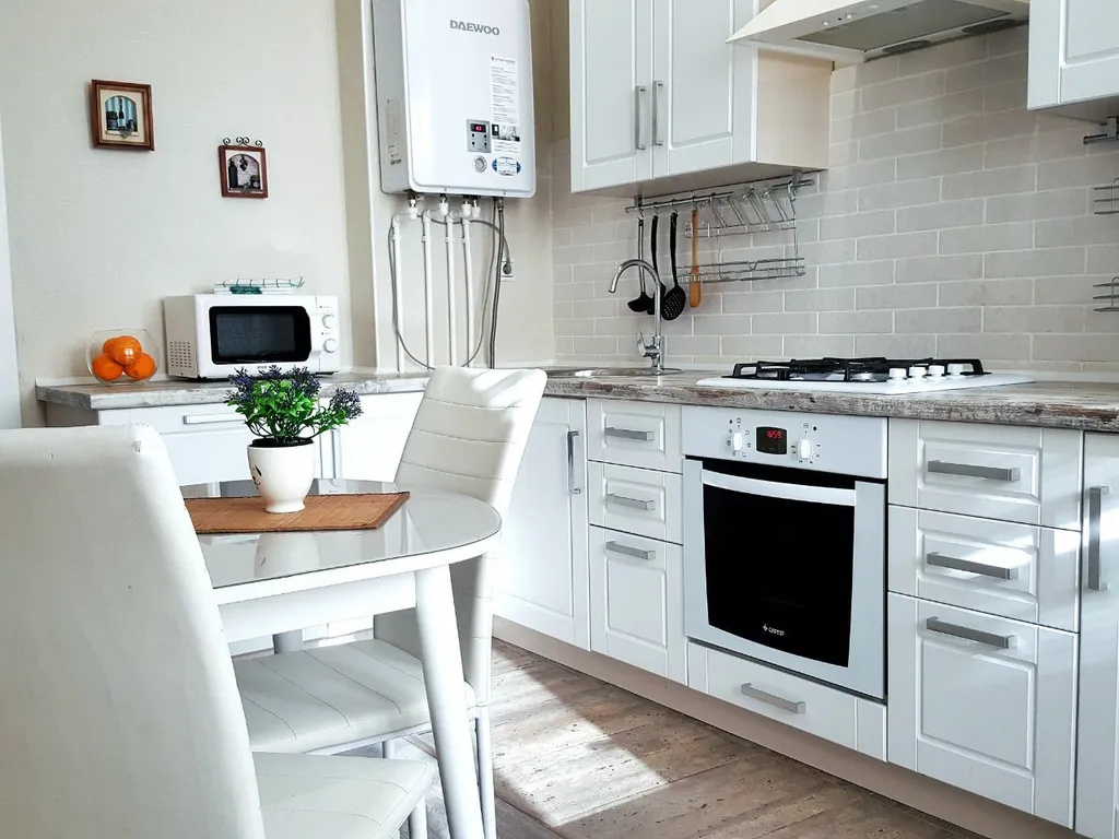 Квартира Квартира Евродвушка с отдельной спальней 700 м до моря, рядом с Сафари парком — Геленджик