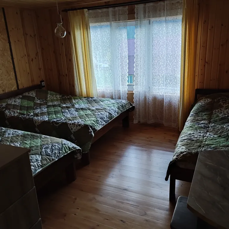 Коттедж Четырехместный улучшенный номер на 2 этаже — аренда посуточно в Усть-Сема