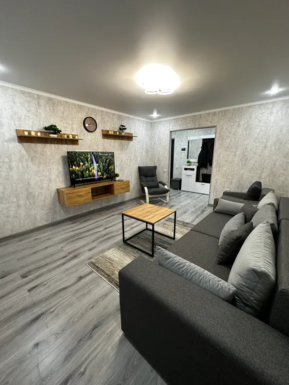 Чистая уютная квартира в центре — аренда посуточно в Минеральные Воды