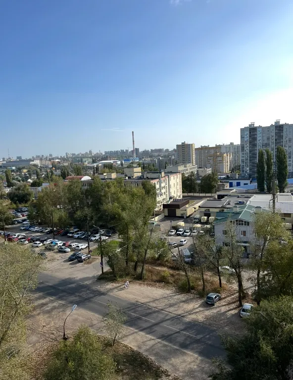 Светлая, тёплая, просторная однокомнатная квартира с видом на город