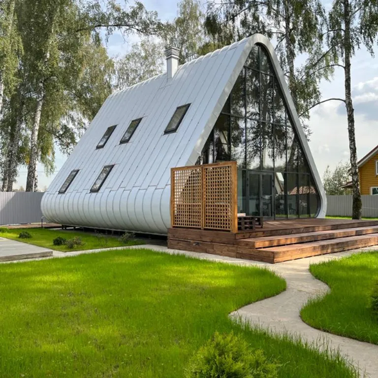 Уникальный и шикарный коттедж в 20 километрах от Москвы