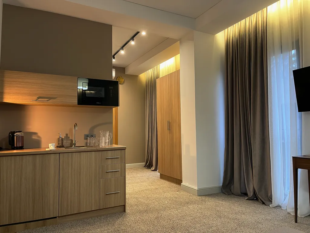 Апартаменты на набережной центра города