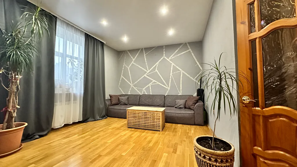 Центр Двухкомнатная квартира с парковкой — аренда посуточно в Нижний Новгород