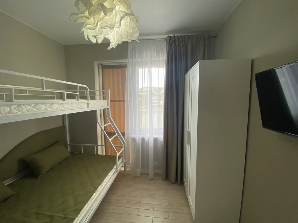 Двухкомнатные апартаменты с балконом на 6 человек