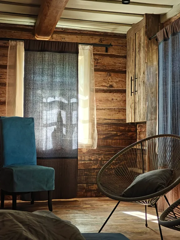 "Кот и Печка", синий дом, красота, тишина и ты