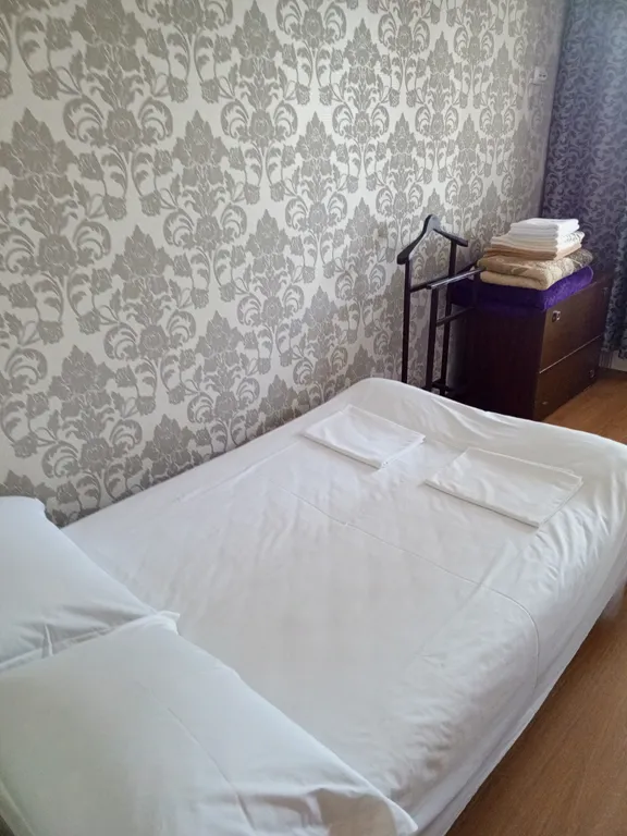 Двухкомнатный с балконом