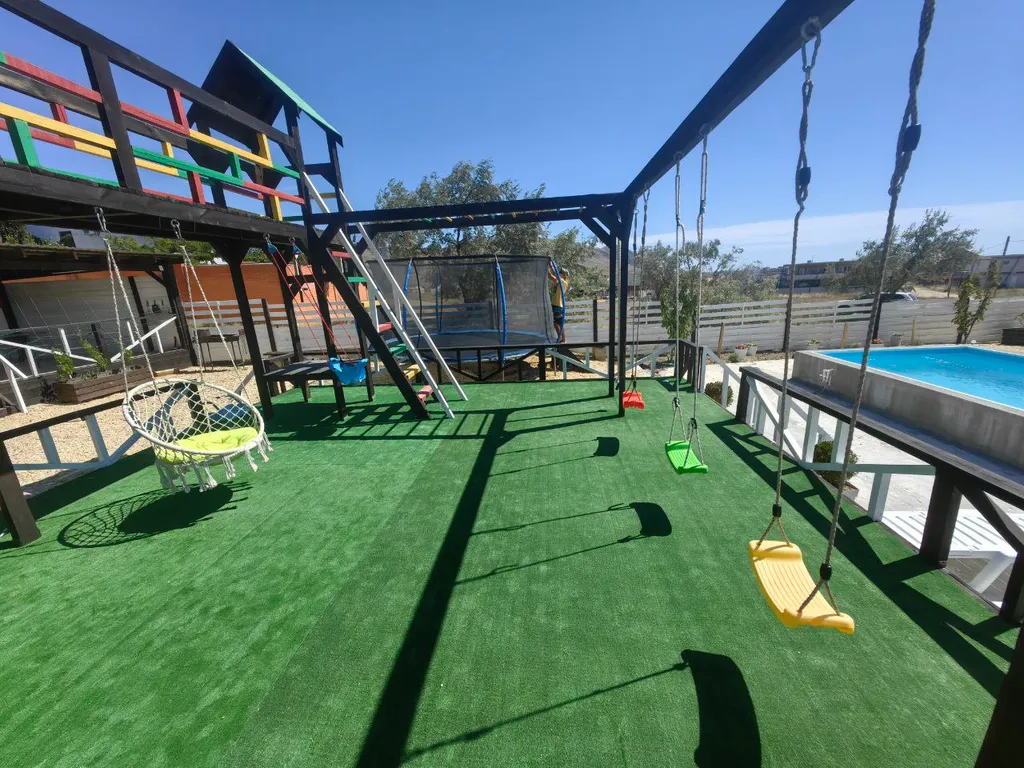 Уютный домик с видом на море