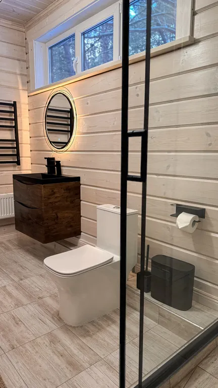 Двухэтажный коттедж в сосновом бору