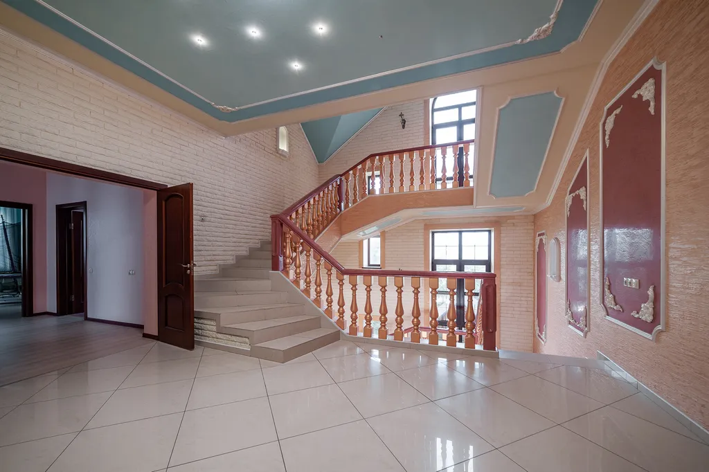 6-комнатный Дом