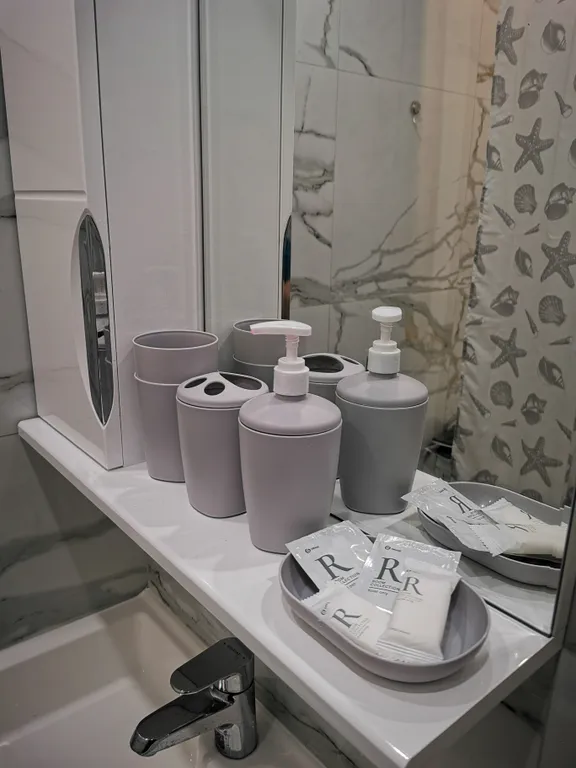 Уютная студия с боковым видом на море