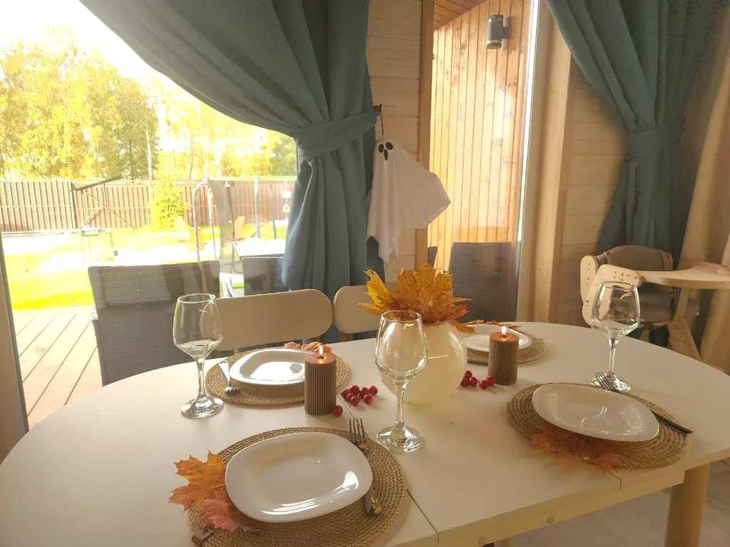 Домик для отдыха с гриль-мангалом, костровой и батутом