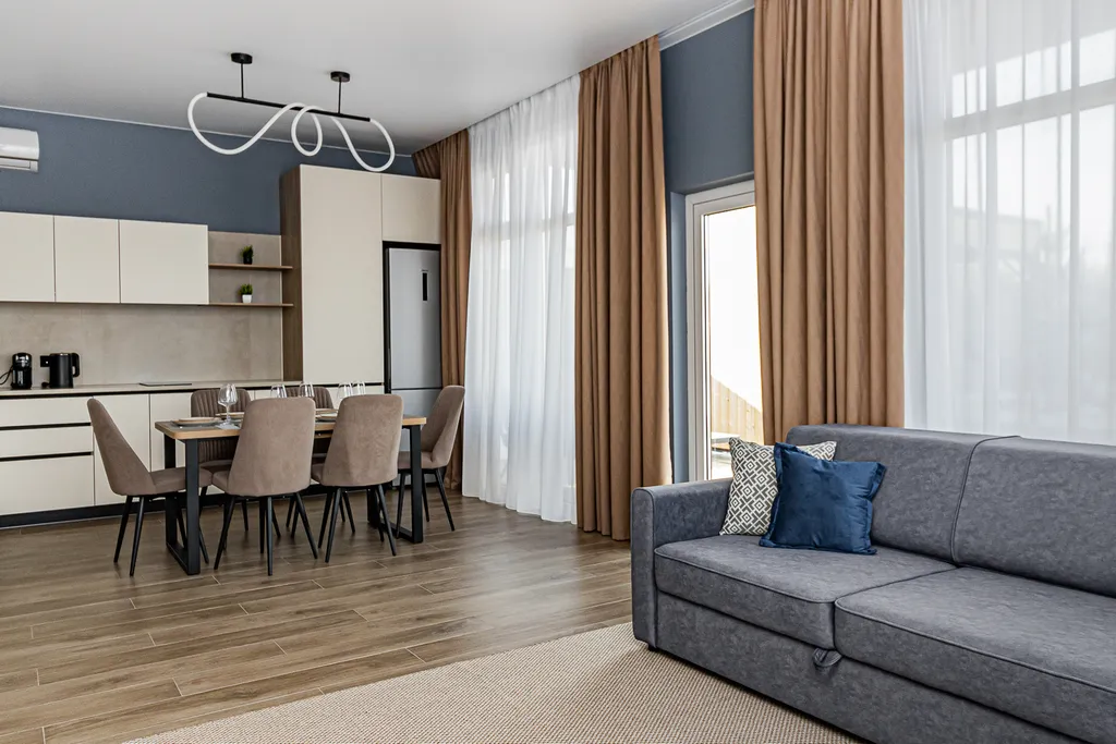 Уютный дом с баней и теплым бассейном