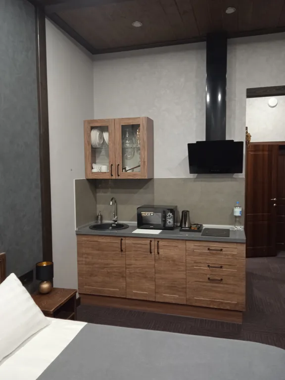 Апартамент с потрясающим видом на горы и песчаный пляж