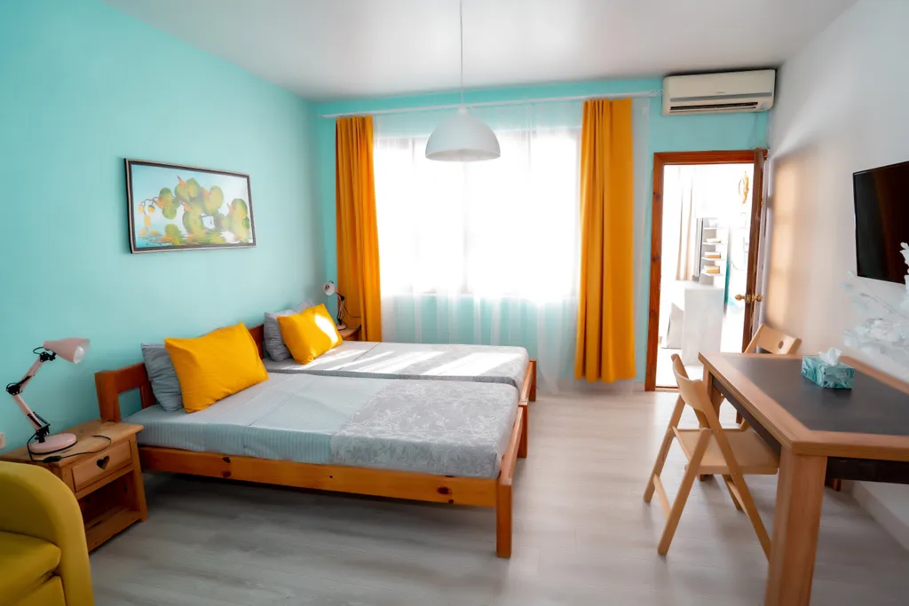 4-комнатная Квартира