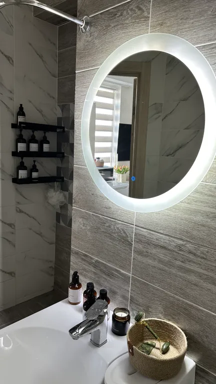 Студия с подогреваемым бассейном в клубном поселке