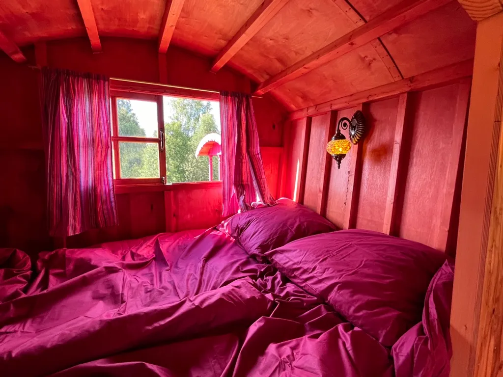 Уникальный арендный объект Кибитка на холме