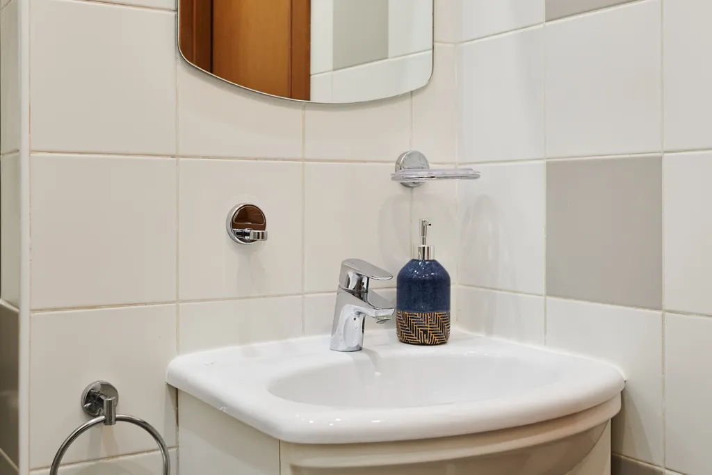 Квартира Квартира Модная трешка на патриарших с двумя санузлами — Москва