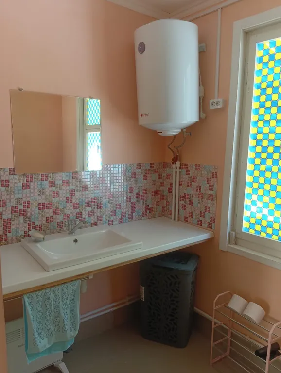 Уютный домик на реке