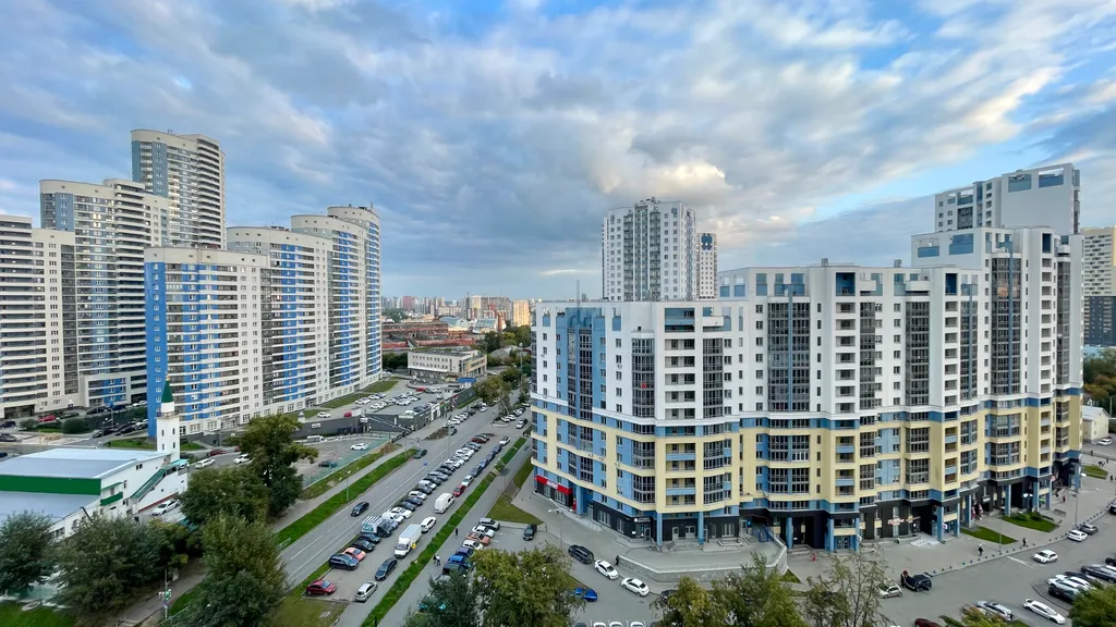 Не в отеле, а в квартире на Репина 77