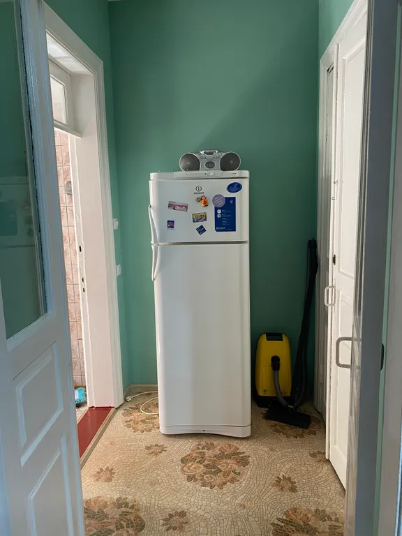 Половина дома с отдельным входом недалеко от моря