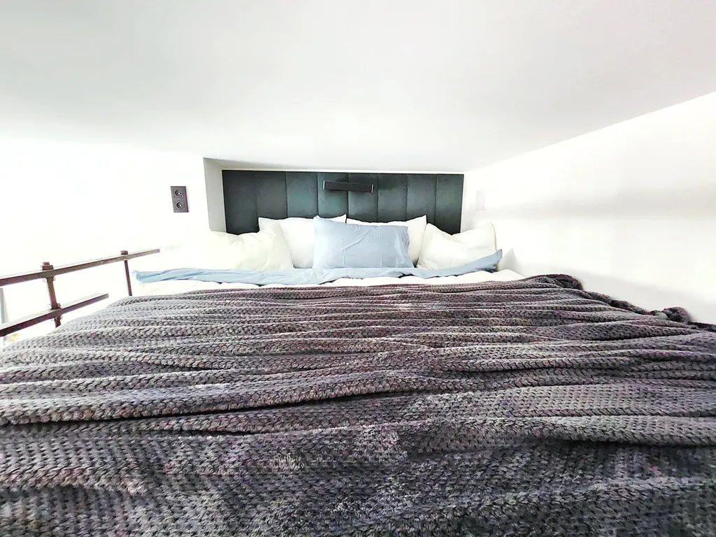 Квартира Апартаменты в стиле loft у метро Трубная — Москва