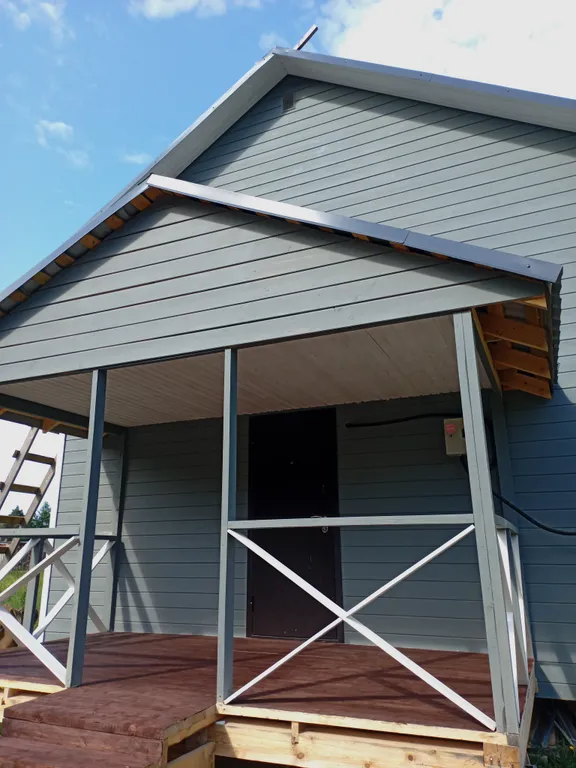 Дом у леса недалеко от песчаного пляжа